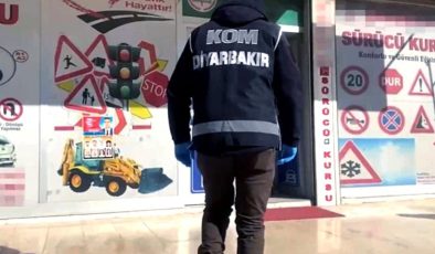 Gözlerini para hırsı bürümüş! Her biri aynı bir trafik canavarı olup cana kast edeceklerdi