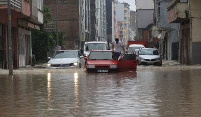 Meteoroloji’den birçok şehre kuvvetli yağış ve rüzgar uyarısı