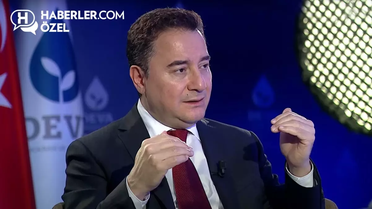 Ali Babacan: Türkiye’nin Suriye’de vermesi gereken çok önemli bir karar var