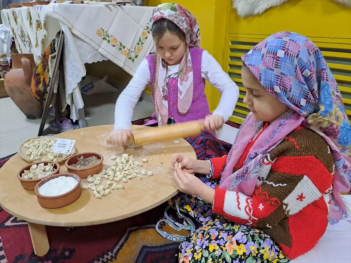 Üniversite Öğrencilerine Sakarya Gezisi